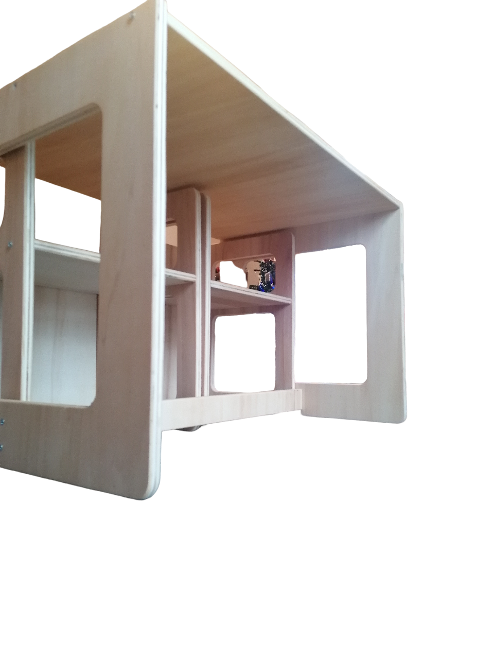 2/4 seater table