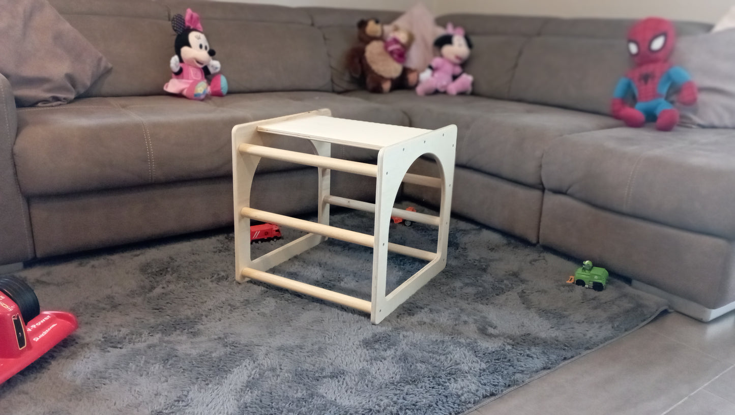 Pikler cube